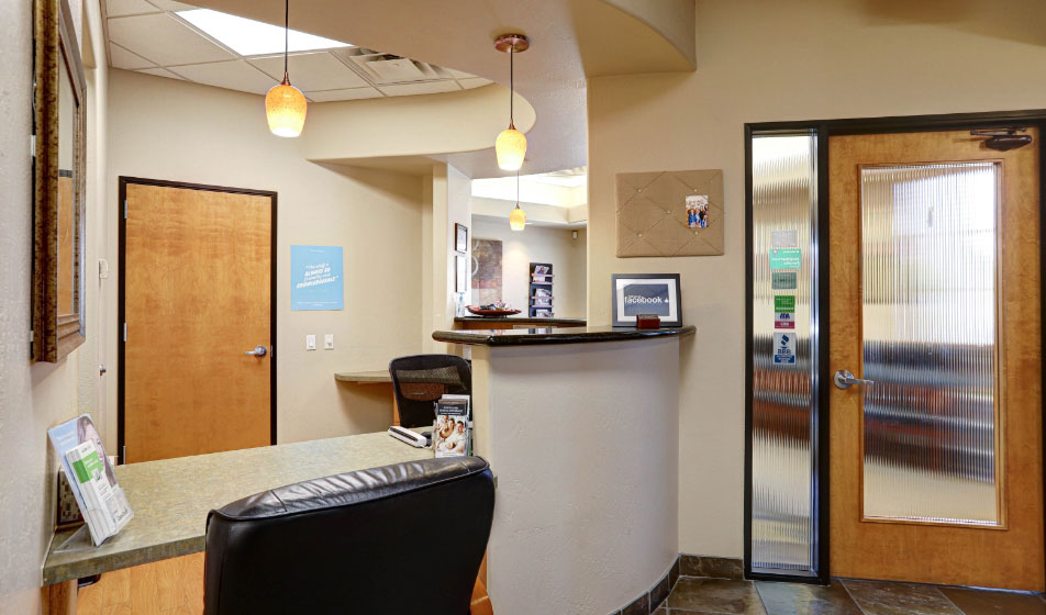 front desk at Sonoran Vista Dentistry in Gilbert, AZ